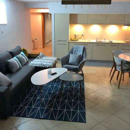 Przy Szkolnej Apartament *